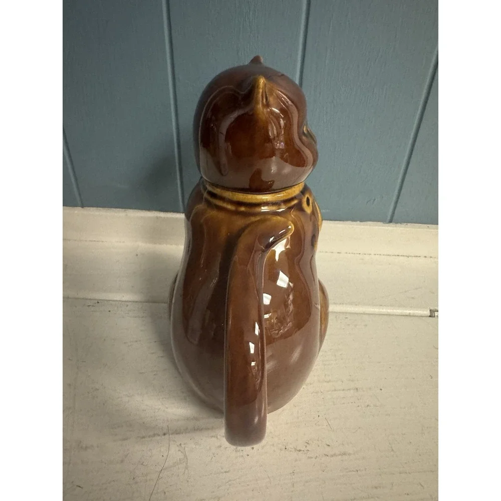 Vintage Sitting Cat Teapot Kitten Brown Glaze Paw Spout Bow Tie 7